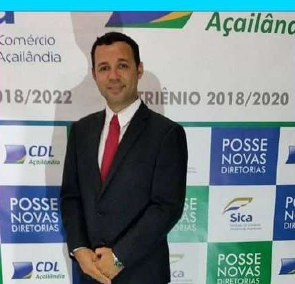Kell de terno na posse da nova diretoria da ACIA